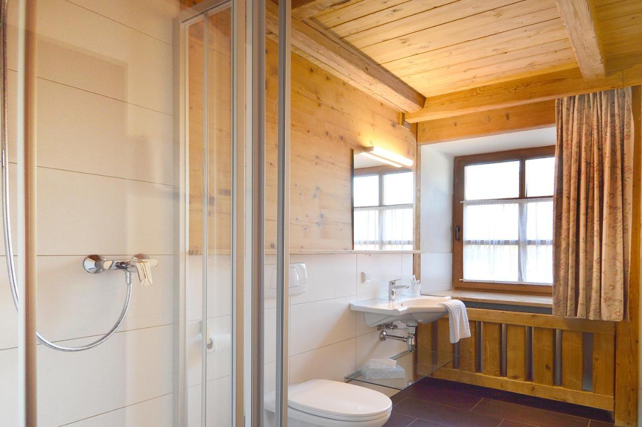 Gasthof Hotel Zur Post Киферсфелден Екстериор снимка
