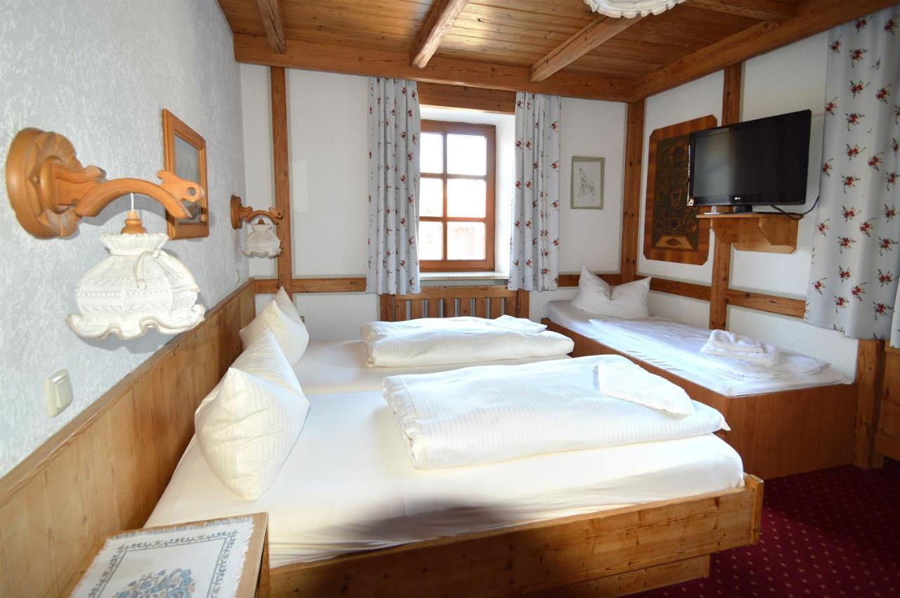 Gasthof Hotel Zur Post Киферсфелден Екстериор снимка