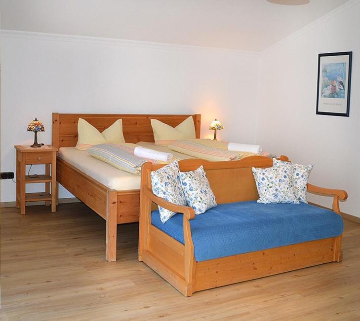 Gasthof Hotel Zur Post Киферсфелден Екстериор снимка