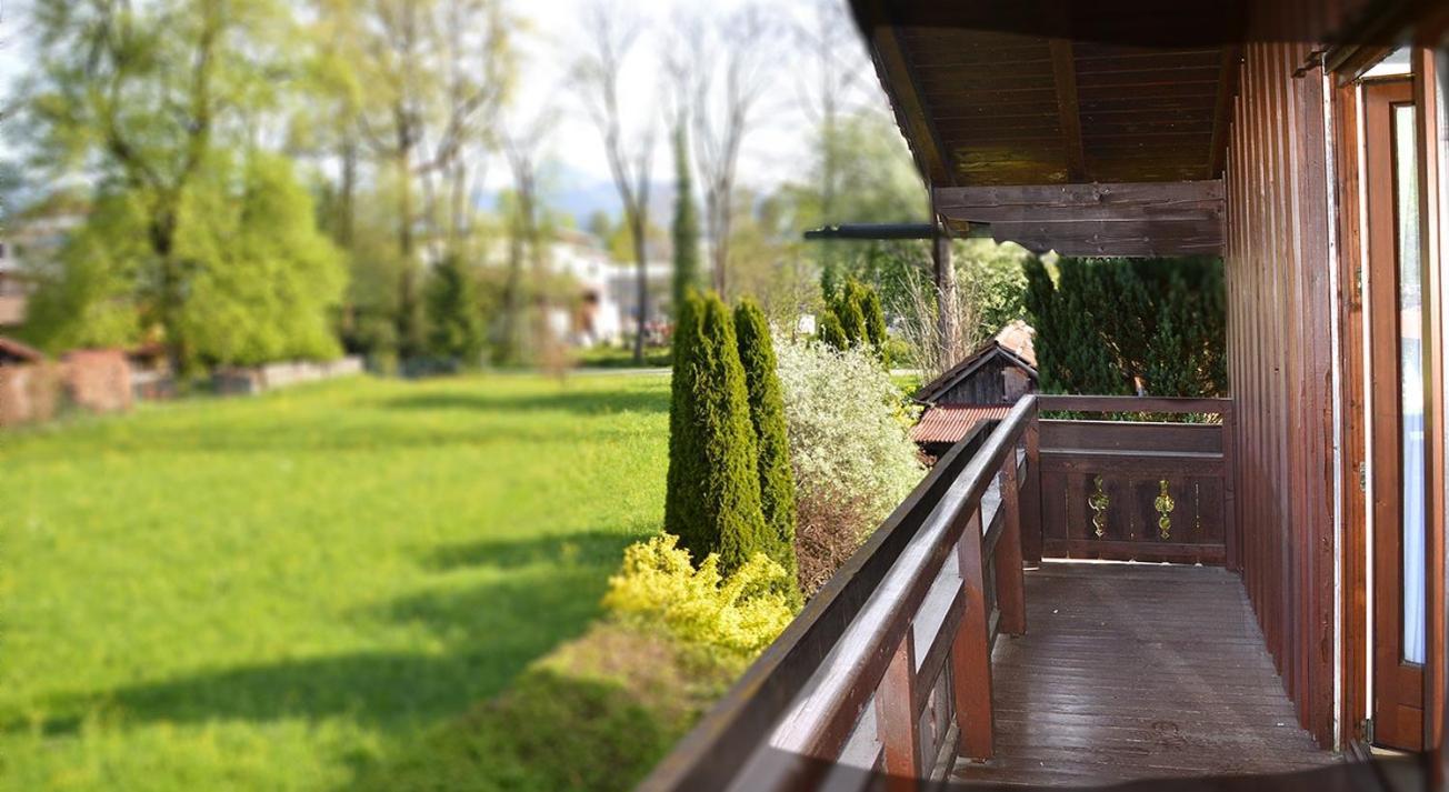 Gasthof Hotel Zur Post Киферсфелден Екстериор снимка